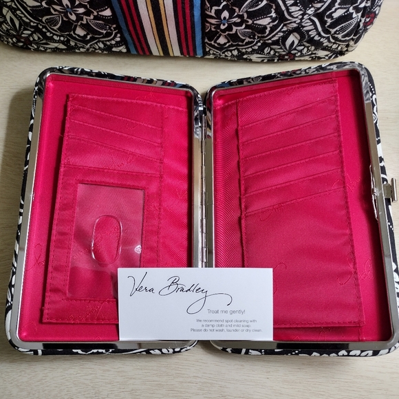 SOLD-Vera Bradley Barcelona Fall 2010 Lisa B Bag Opera Wallet BlackWhite Stripes - Picture 13 of 16